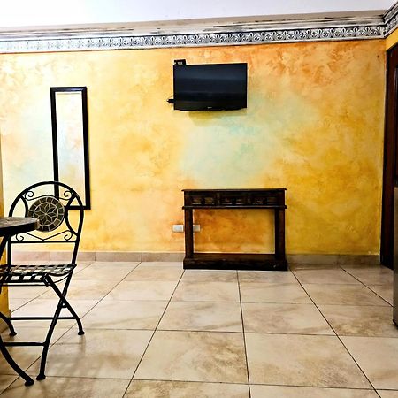 Antigua Inn Hotel Guatemala City ภายนอก รูปภาพ