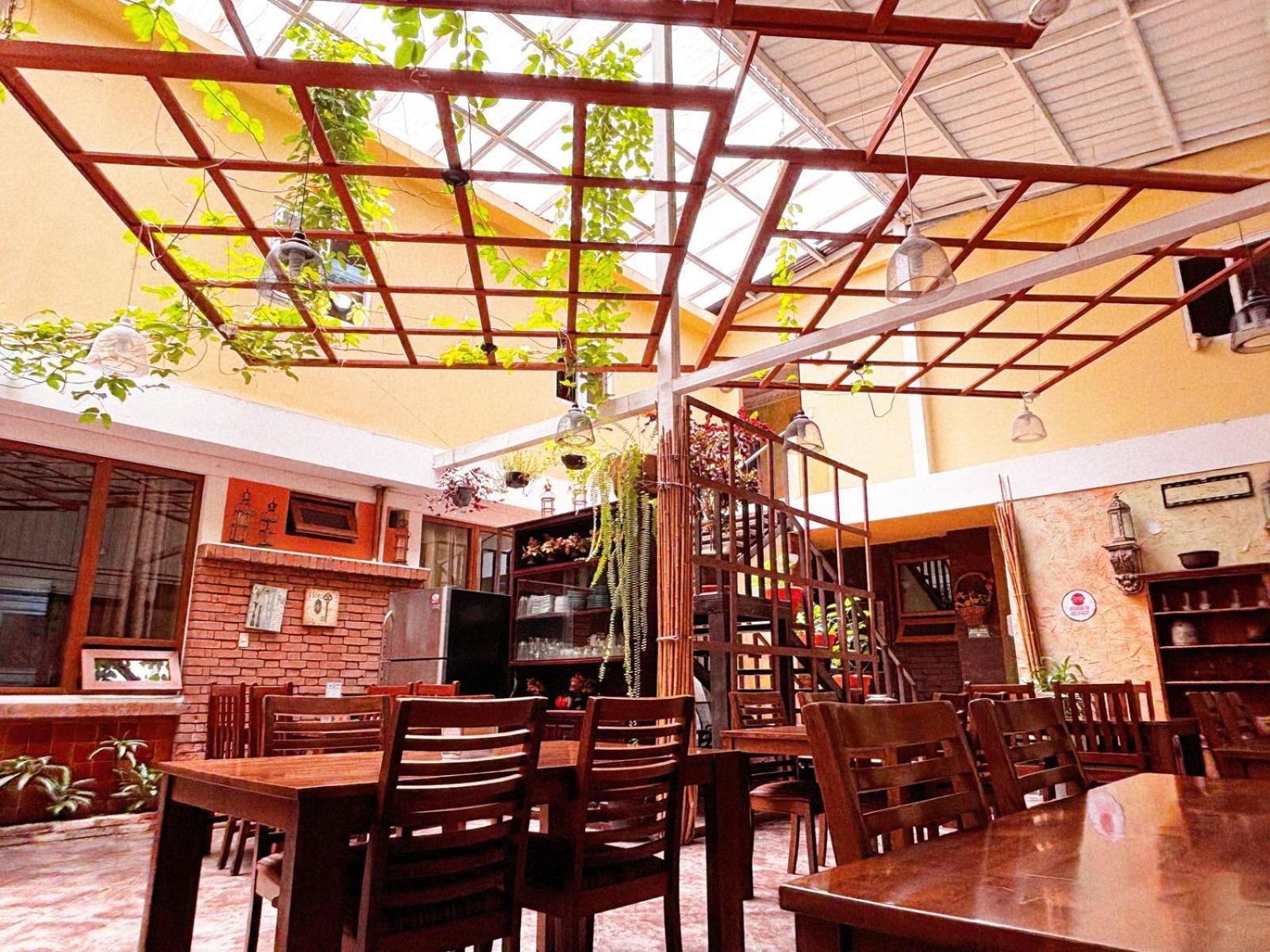Antigua Inn Hotel Guatemala City ภายนอก รูปภาพ