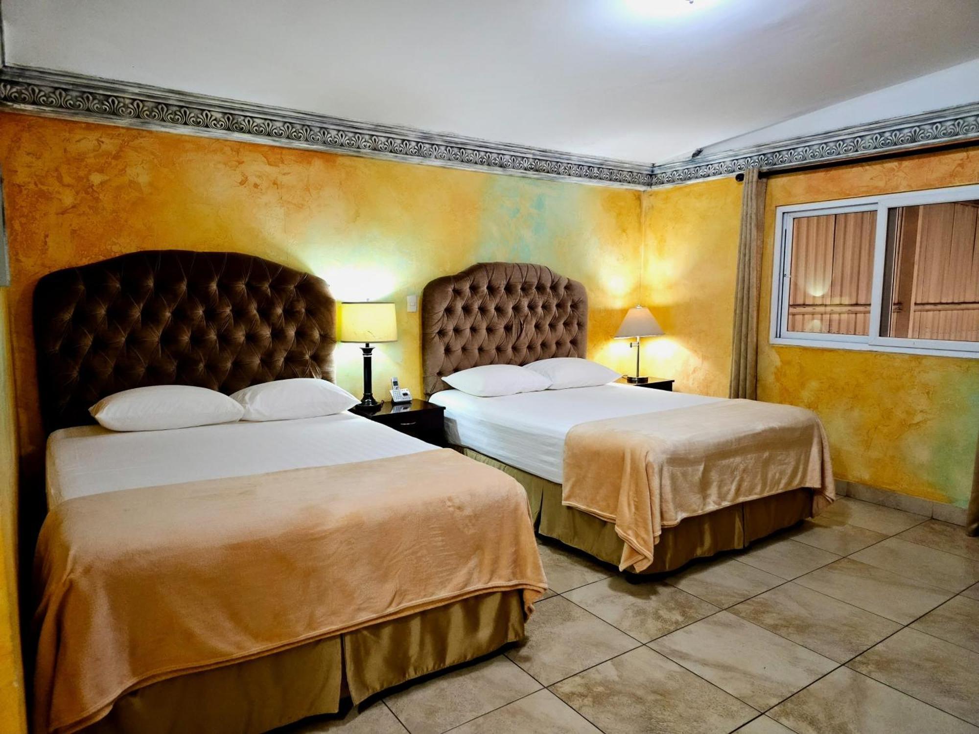 Antigua Inn Hotel Guatemala City ภายนอก รูปภาพ