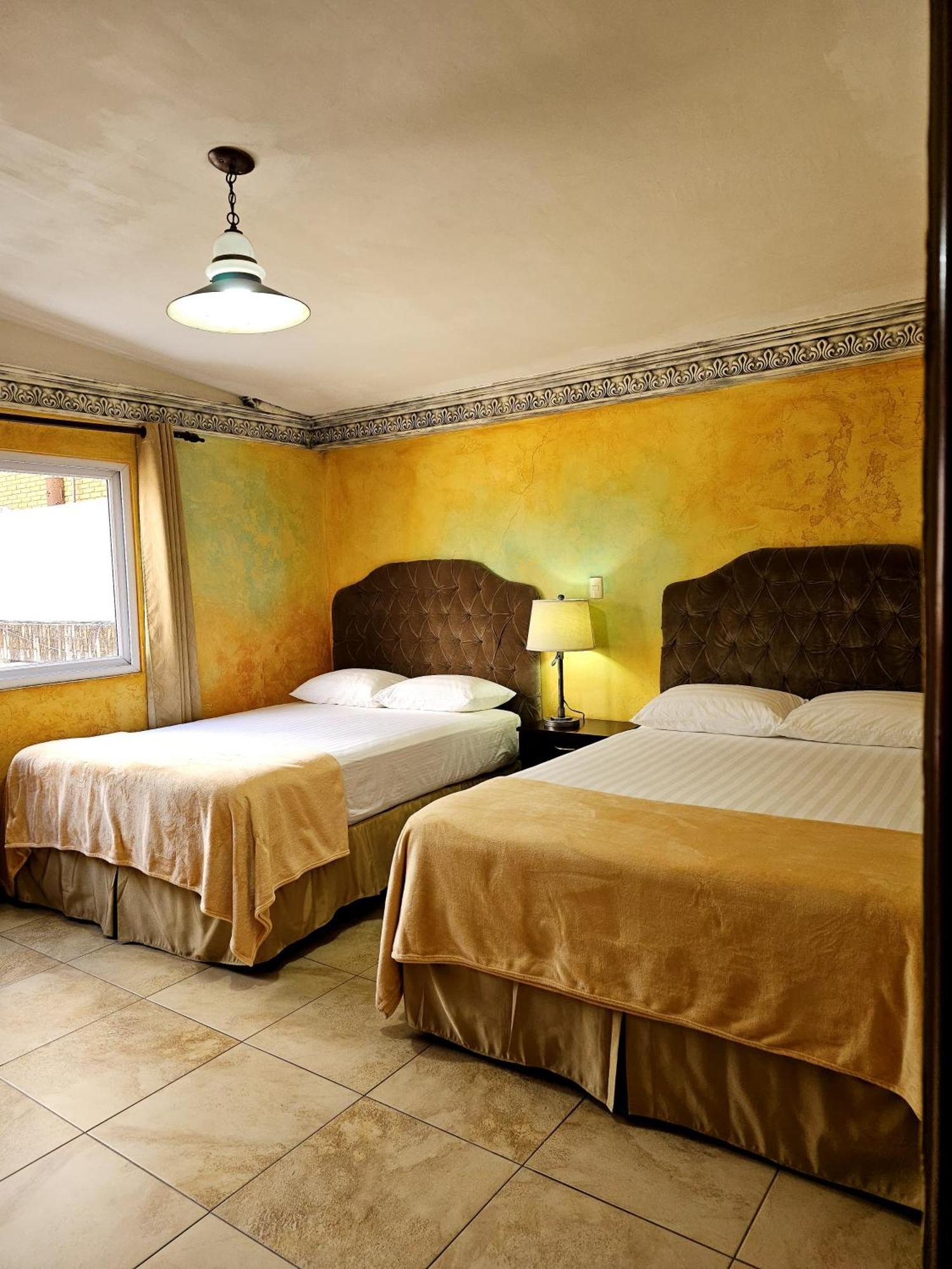 Antigua Inn Hotel Guatemala City ภายนอก รูปภาพ